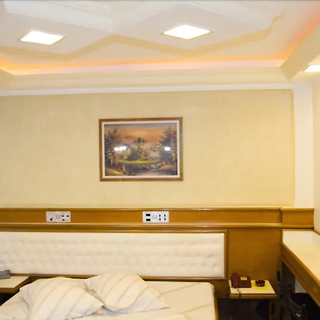 Omega Palace-2