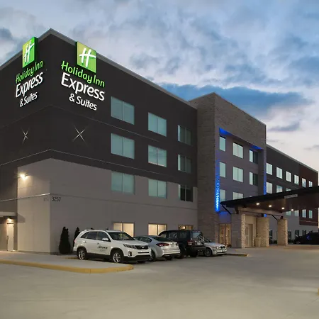 Holiday Inn Express & Suites Kingdom City By Ihg-2