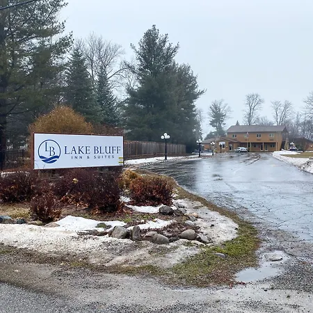 Lake Bluff Inn And Suites-3