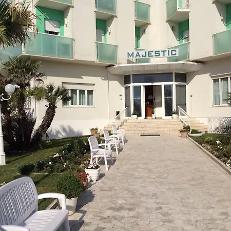 Hotel Majestic-2