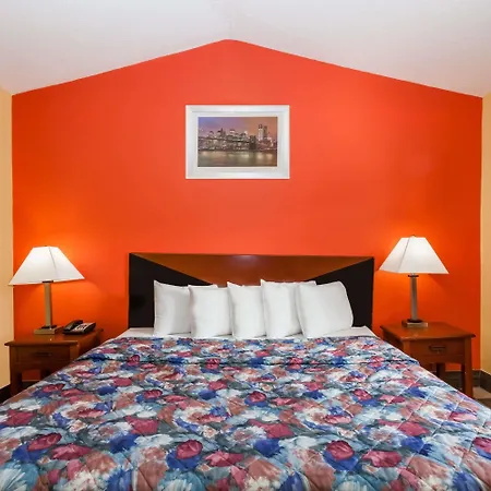 Travelodge By Wyndham Jersey City-3