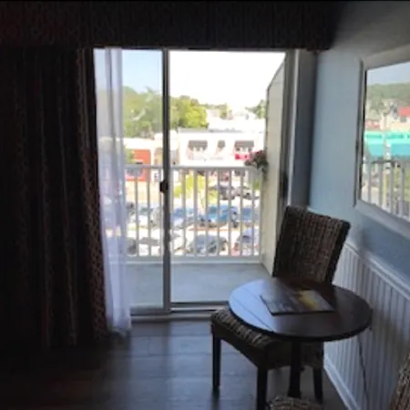 Avenue Inn & Spa-2