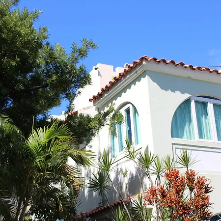 Numero Uno Beach Apartments-3