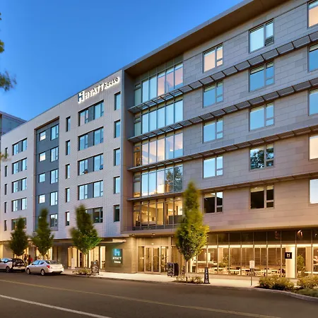 Hyatt House Portland / Downtown-2