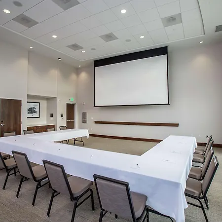Hampton Inn & Suites Oahu Kapolei - Free Parking - No Resort Fee-2