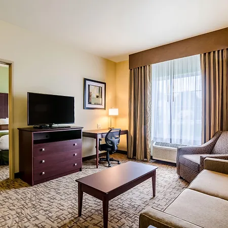 Cobblestone Hotel & Suites - Erie-3