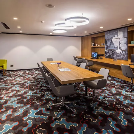 Hampton By Hilton Istanbul Kurtkoy-3