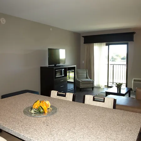 Hotel At Batavia Downs-3