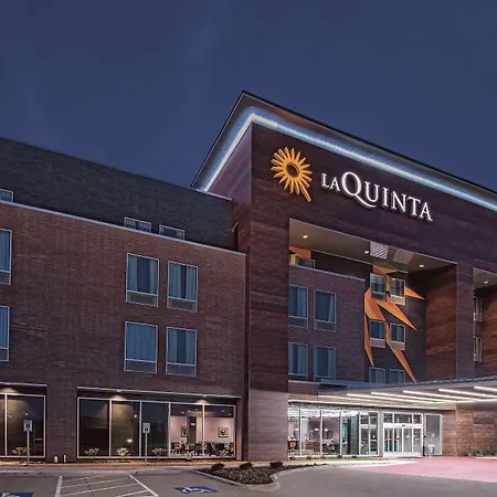 La Quinta By Wyndham Dallas Grand Prairie North-3