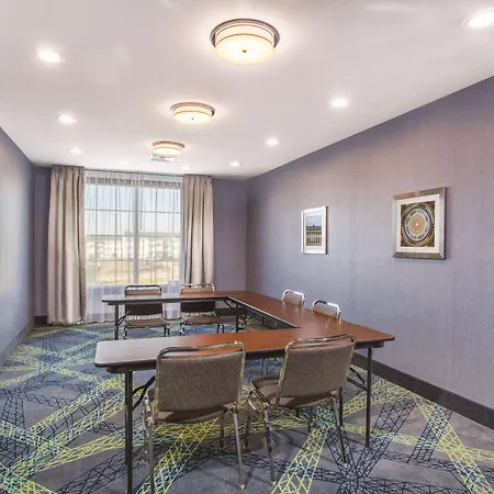 La Quinta By Wyndham Cullman-3