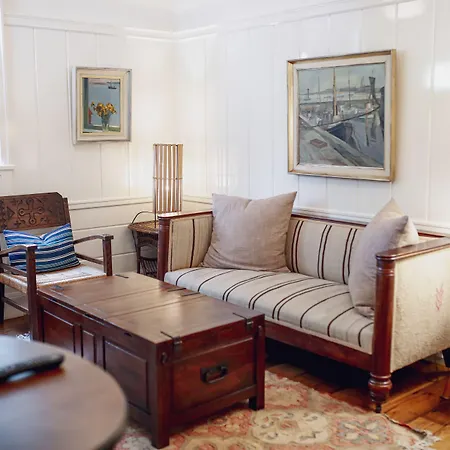 Greydon House-2