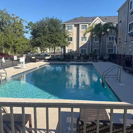Microtel Inn & Suites By Wyndham Jacksonville Airport-3