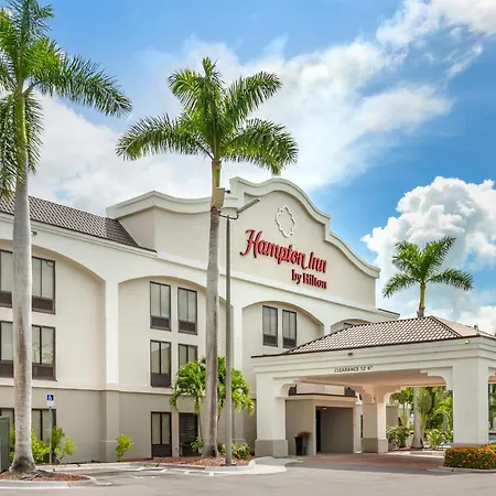 Hampton Inn Fort Myers-Airport & I-75-2