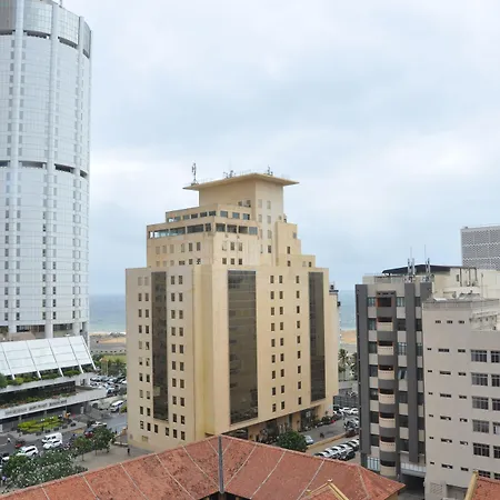 Fairway Colombo - Sri Lanka'S First Hotel With Robot Technology-3