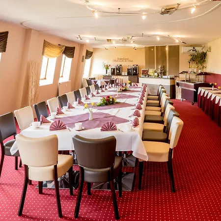 Hotel Stadtfeld-3