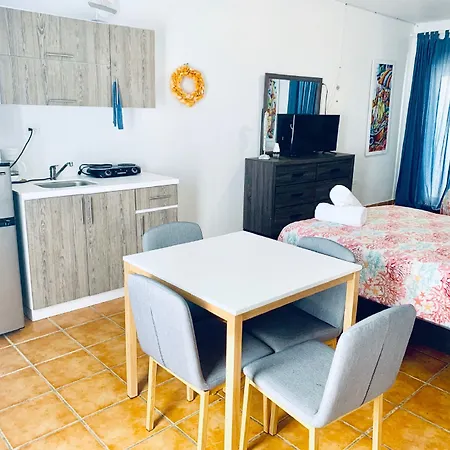 Discovery Inn & Suites At 681 Ocean Drive-2