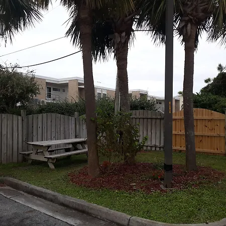 Sandpeddler Inn And Suites-3