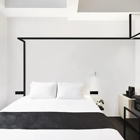 Hotel Mono-3