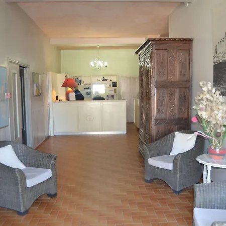 Hotel Cyrnea-3