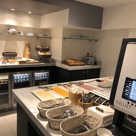 Staycity Aparthotels Lyon Rue Garibaldi-3