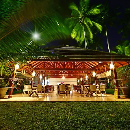 Pontal dos Carneiros Beach Bungalows-3