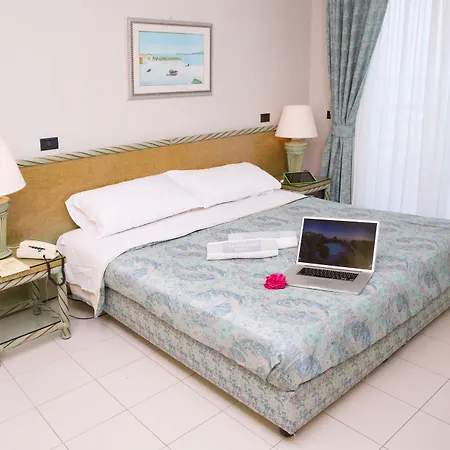 Hotel Ambasciatori-2