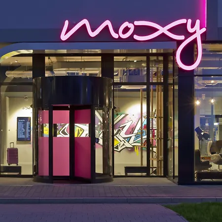 Moxy Stuttgart Airport/Messe-3