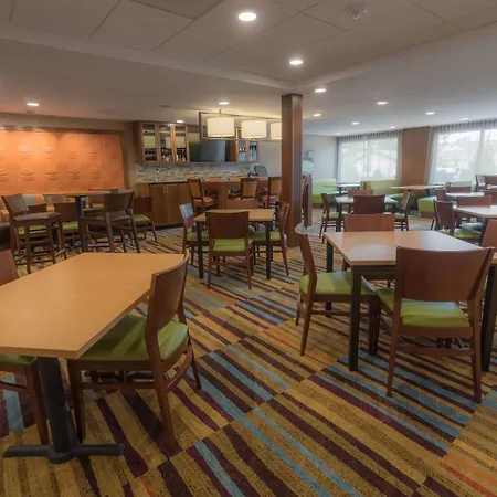 Fairfield Inn & Suites By Marriott Gaylord-3