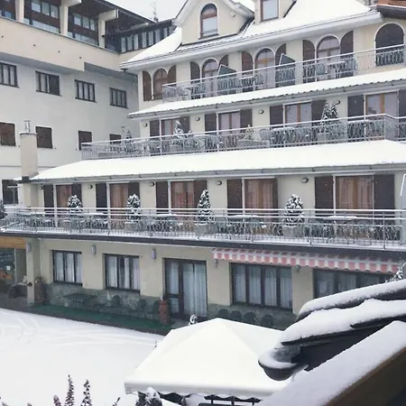 Hotel La Rosa-3