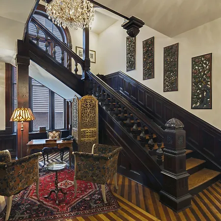 The Inn At 97 Winder-3