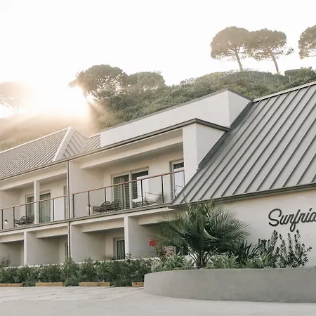 The Surfrider Malibu-3