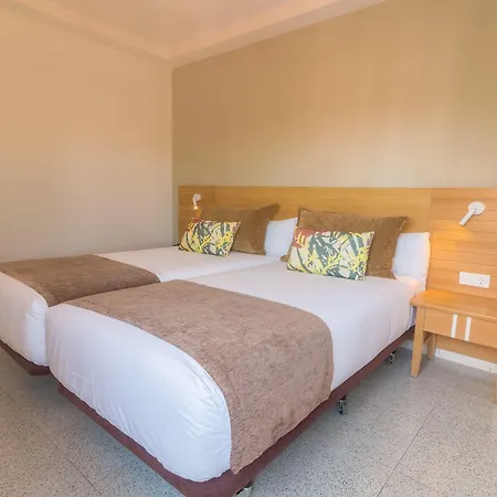Hotel Livvo Koala Garden-2