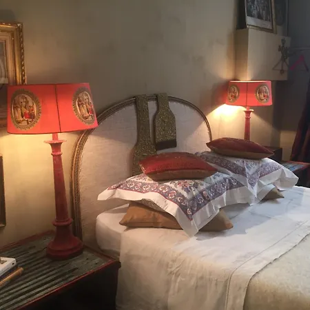 La Maison Rousseau Chambre D'Hotes-3