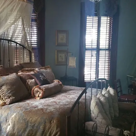 Fig Tree Manor-3