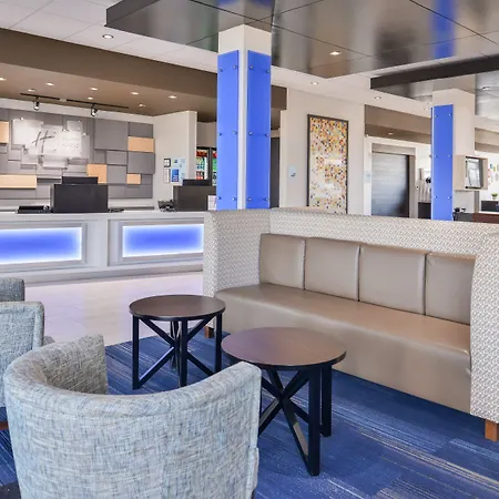 Holiday Inn Express & Suites - Kansas City - Lee'S Summit By Ihg-2