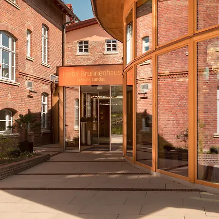 Hotel Brunnenhaus Schloss Landau-3