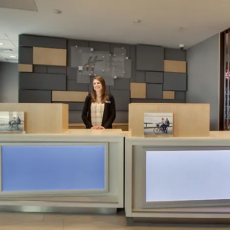 Holiday Inn Express & Suites - Elizabethtown North By Ihg-3