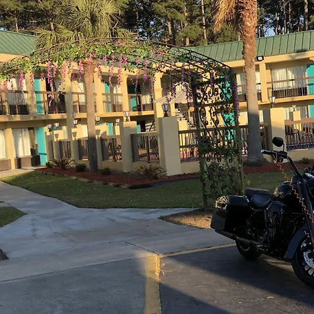 Econo Lodge-2