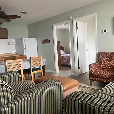 Gold Coast Family Cottages-3