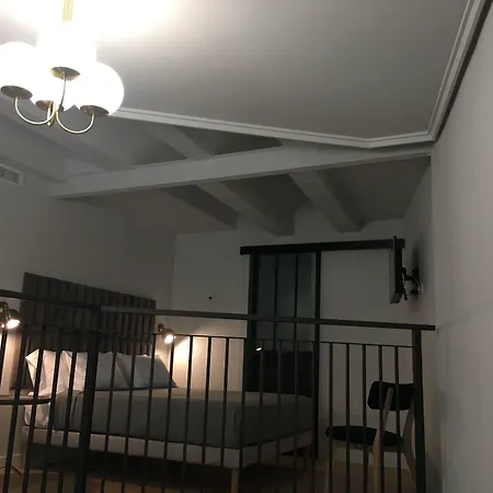 Md Design Hotel - Portal Del Real-3