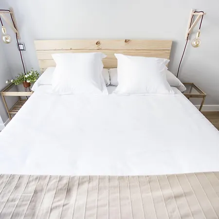 Hola Rooms-2