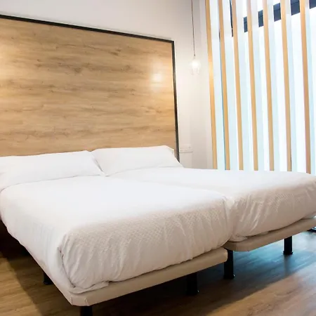 Somn Hipsuites Zarautz-3