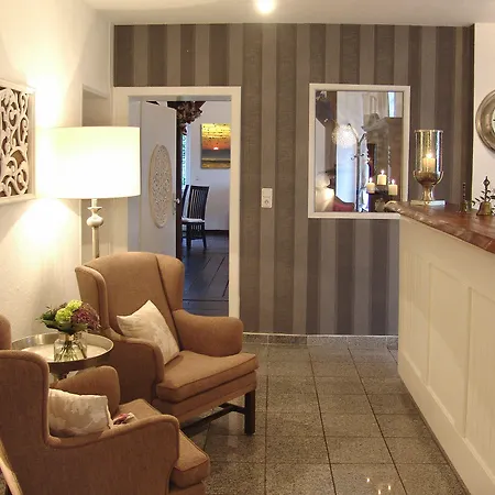 Hotel Garni Landhaus Uttum-3