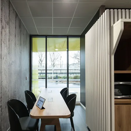 B&B HOTEL NANTERRE Rueil-Malmaison-3
