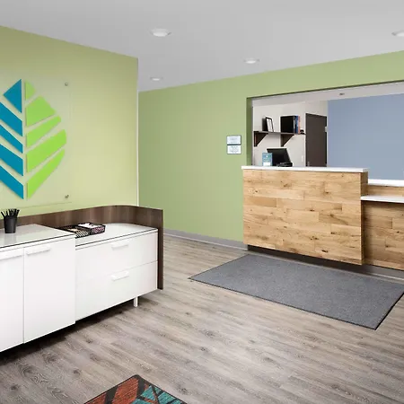 Woodspring Suites Providence-3