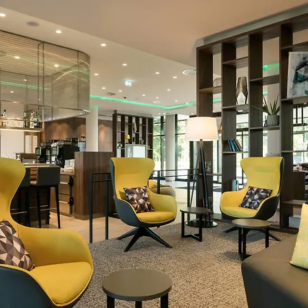 Courtyard By Marriott Wolfsburg-2