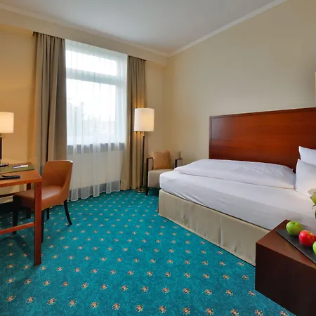 Hotel Der Lindenhof-3