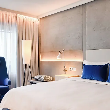 Renaissance Warsaw Airport Hotel-3