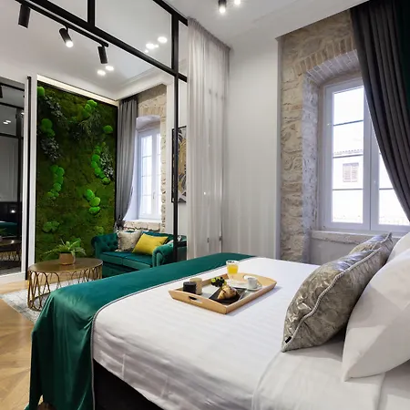 DeZign Superior Apartments&Rooms-2