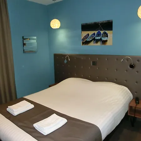 Hotel Sur Le Quai-2